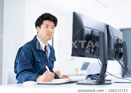 Construction management and desk work Construction management and desk work 106231725