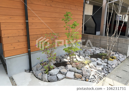 新房前花園效果圖 新房前花園效果圖 106231731