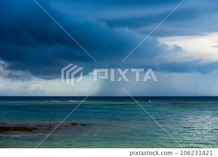beautiful southern sea 106231821