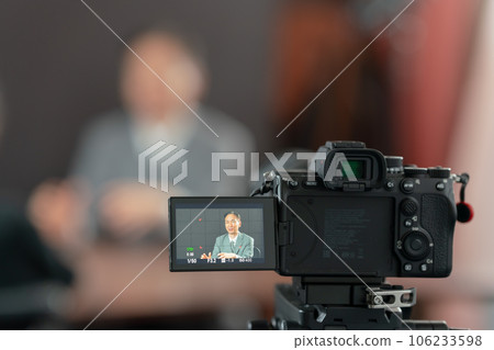 Talking man Interview Recording Video Talking man Interview Recording Video 106233598