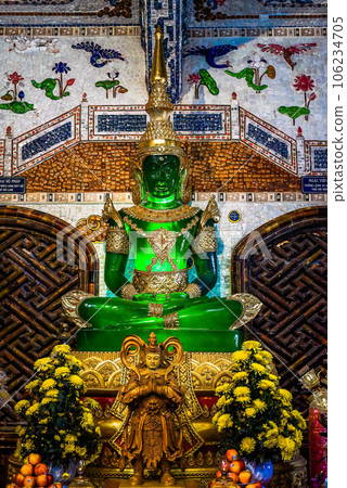 Linh Phuoc Pagoda or Ve Chai Pagoda, God made of emerald Linh Phuoc Pagoda or Ve Chai Pagoda, God made of emerald 106234705