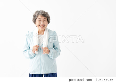 Senior women of sportswear Senior women of sportswear 106235936