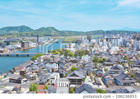 [Overlooking Matsue City from the Sanin Godo Bank Head Office Observation Floor] Uomachi, Matsue City, Shimane Prefecture 106236953