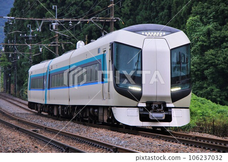 [東武]系列500“自由會津”（鬼怒川線：鬼怒川溫泉～東武世界廣場） 106237032