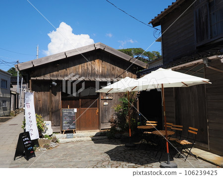 宿根木的佐渡島街景 106239425