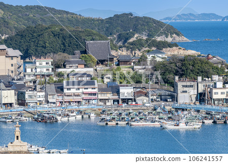 Fukuyama City, Hiroshima Prefecture, the townscape of Tomonoura, a popular tourist destination 106241557