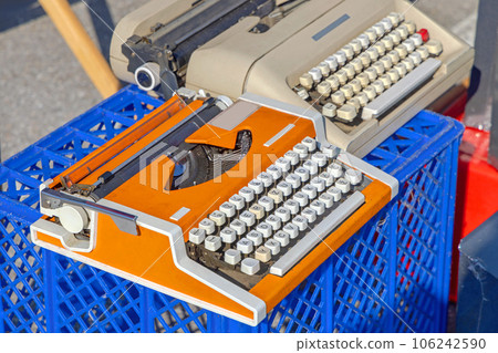 Portable Typewriter Machine Portable Typewriter Machine 106242590