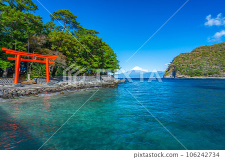 Morokuchi Shrine Torii, Suruga Bay and Mt.Fuji "Toda, Numazu City" Morokuchi Shrine Torii, Suruga Bay and Mt.Fuji "Toda, Numazu City" 106242734