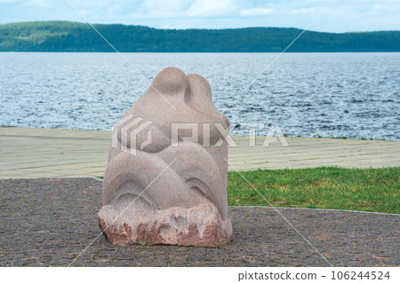 modern art object, sculpture Embrace on the embankment of Petrozavodsk, Karelia 106244524
