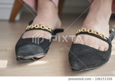 damaged women old worn torn shoes, damaged women old worn torn shoes, 106251508