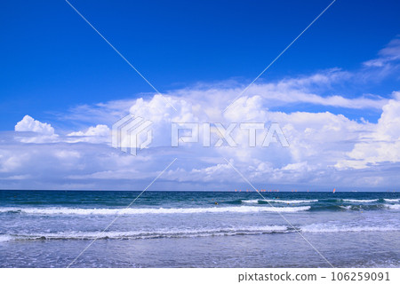 Summer Sea 106259091