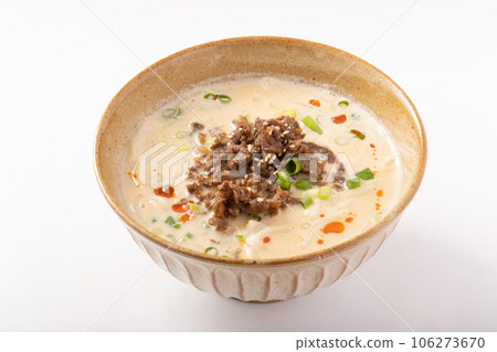 Soy milk tantan udon Soy milk tantan udon 106273670
