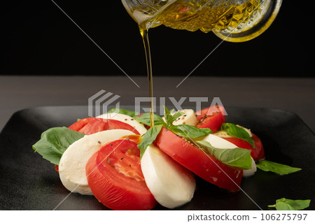 卡普雷塞配橄欖油 106275797