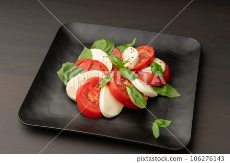 Caprese  106276143