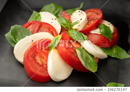 Caprese  106276147