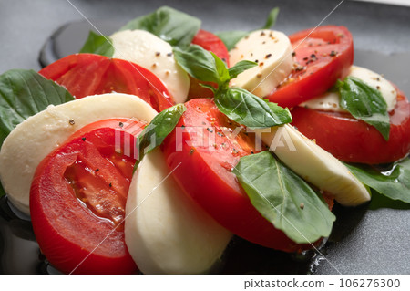 Caprese natural light 106276300