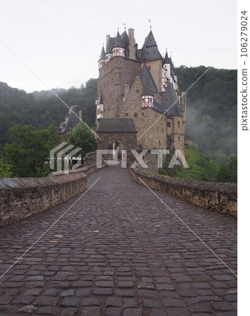 Schloss Eltz Germany 2023 summer tomorrow morning Schloss Eltz Germany 2023 summer tomorrow morning 106279024