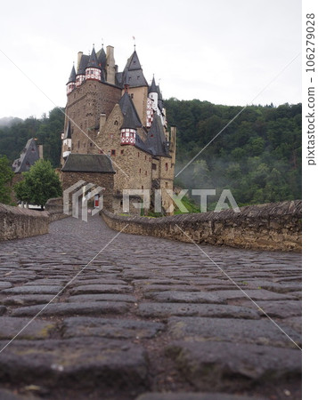Schloss Eltz Germany 2023 summer tomorrow morning 106279028