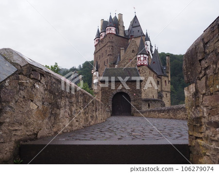 Schloss Eltz Germany 2023 summer tomorrow morning 106279074