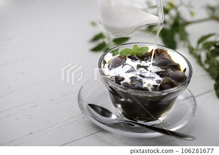 咖啡果凍(壓碎)配薄荷果凍 咖啡果凍(壓碎)配薄荷果凍 106281677