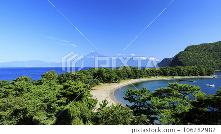 Suruga Bay and Mt. Fuji seen from Toda 106282982