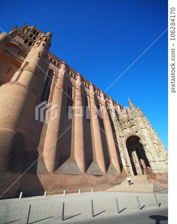 九月初的阿爾比大教堂（法國） 106284170