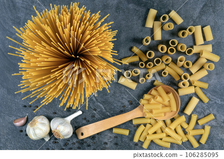 Italian Pasta - Rigatoni and Spaghetti Italian Pasta - Rigatoni and Spaghetti 106285095