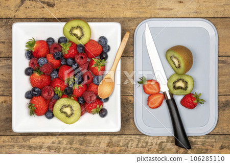 Fresh Fruit - Healthy Eating 106285110