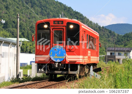 [Akechi Railway] Type Akechi 100 (Akechi Line: between Iiba and Gokuraku) 106287287