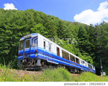 Oza Toro Observation Train (Aizu Railway) Oza Toro Observation Train (Aizu Railway) 106288014