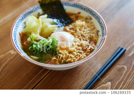 方便麵	 106289335