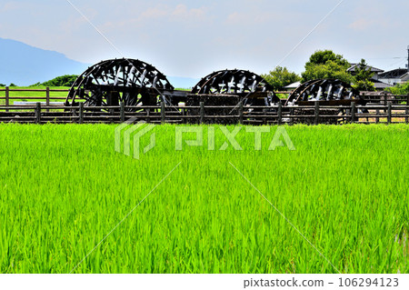 朝倉市風景 三重水車 朝倉市風景 三重水車 106294123