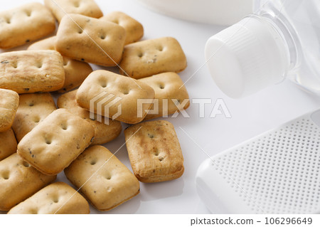 Emergency food kanpan Emergency food kanpan 106296649