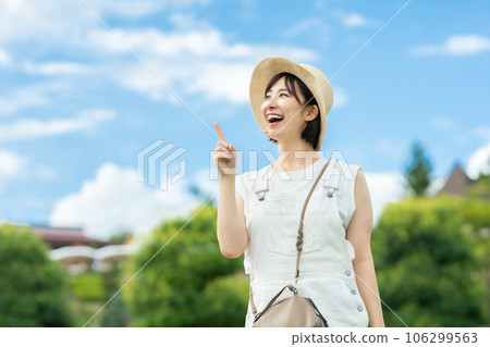 A woman who travels A woman who travels A woman who goes on a holiday A woman who travels A woman who travels A woman who goes on a holiday 106299563