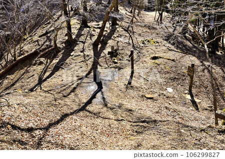 鍋割山的丹澤嶺鍋割嶺 鍋割山的丹澤嶺鍋割嶺 106299827
