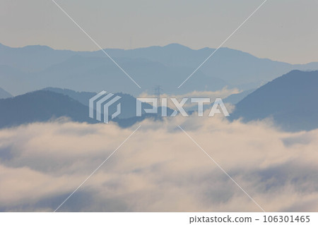 A sea of clouds seen from Mt. Onade and a steel tower in the distance ``Sayo Town, Hyogo Prefecture'' A sea of clouds seen from Mt. Onade and a steel tower in the distance ``Sayo Town, Hyogo Prefecture'' 106301465