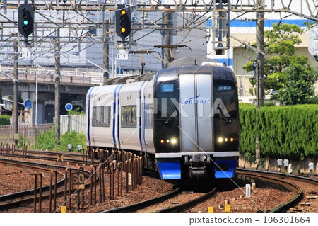 [Meitetsu] Series 2000 "Musky" (Nagoya Main Line: Jingumae Station) 106301664