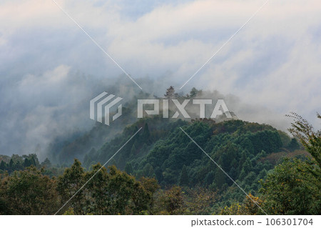 Sea of clouds seen from Mt. Onade ”Sayo Town, Hyogo Prefecture” Sea of clouds seen from Mt. Onade ”Sayo Town, Hyogo Prefecture” 106301704