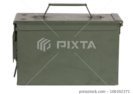 US army green metal ammo can for gun cartridges. 106302371