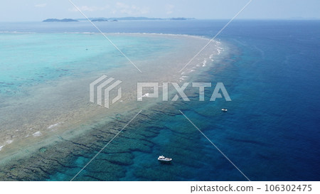 Aerial photography - Drone photography from the northern side of Nagannu Island in Chibishi, Okinawa Prefecture to the Kerama Islands Aerial photography - Drone photography from the northern side of Nagannu Island in Chibishi, Okinawa Prefecture to the Kerama Islands 106302475