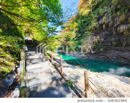 秋天的上帝在秋天 秋天的上帝在秋天 106302969