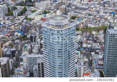 Ikebukuro Sunshine A bird's-eye view from the upper floors during the day 106302981