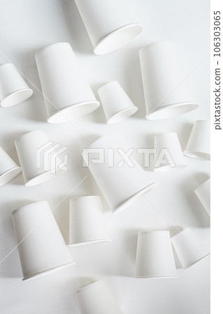 Paper coffee cups different sizes layout, monochrome image. 106303065