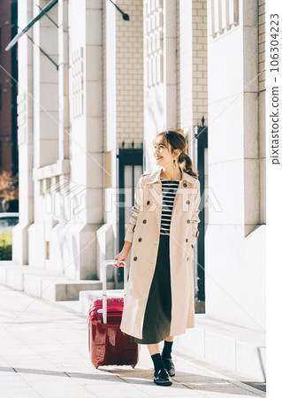 A woman who travels A woman who travels 106304223