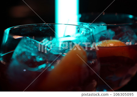 時尚酒吧飲品 時尚酒吧飲品 106305095