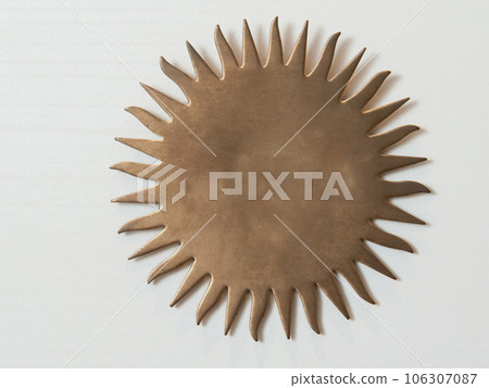 太陽形狀的銅板 太陽形狀的銅板 106307087