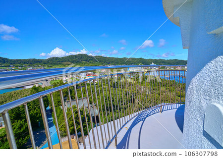 從千葉縣南房總市白濱野島崎燈塔展望台看到的北側(野島漁港、野島崎公園西停車場等) 從千葉縣南房總市白濱野島崎燈塔展望台看到的北側(野島漁港、野島崎公園西停車場等) 106307798