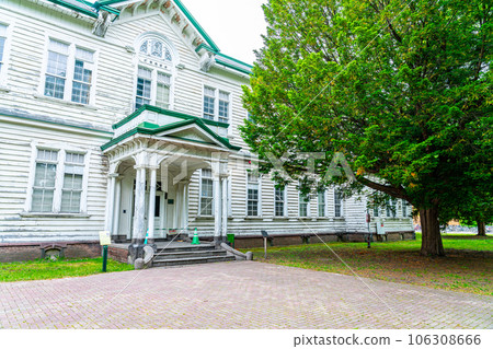[Hokkaido] Hokkaido University's Furukawa Memorial Auditorium where you can feel the history 106308666