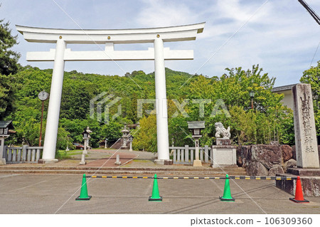 Yamanashi Prefecture Gokoku Shrine (Kofu) Yamanashi Prefecture Gokoku Shrine (Kofu) 106309360