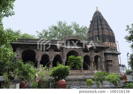 Krishnapura Chhatris, also known as the Krishna Pura Chhatris, built in the mid 19th century, Indore, Madhya Pradesh, India 106316136
